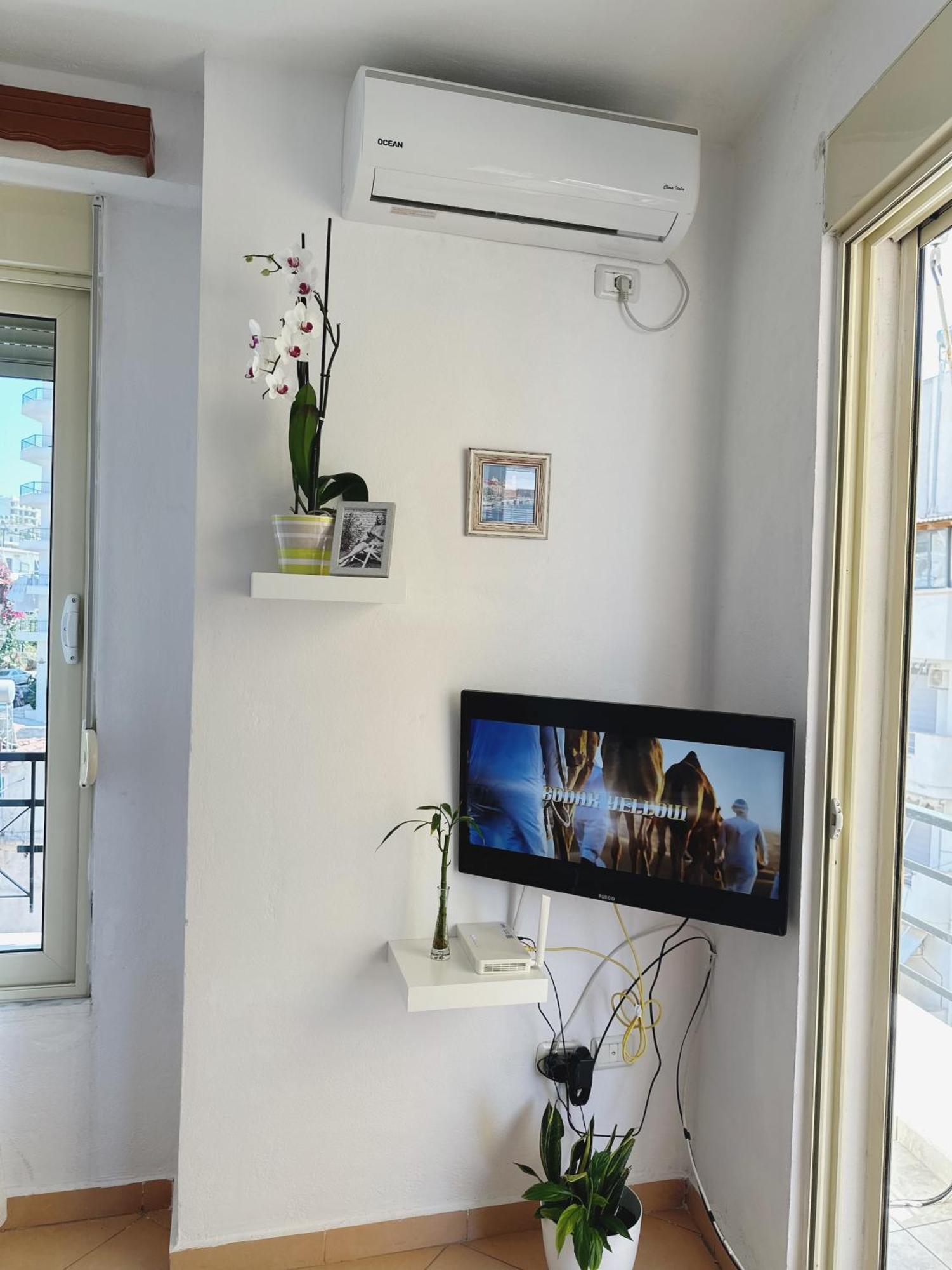 Kristi Apartment 2 Min To Sea Netflix & Espresso Station Sarande Luaran gambar